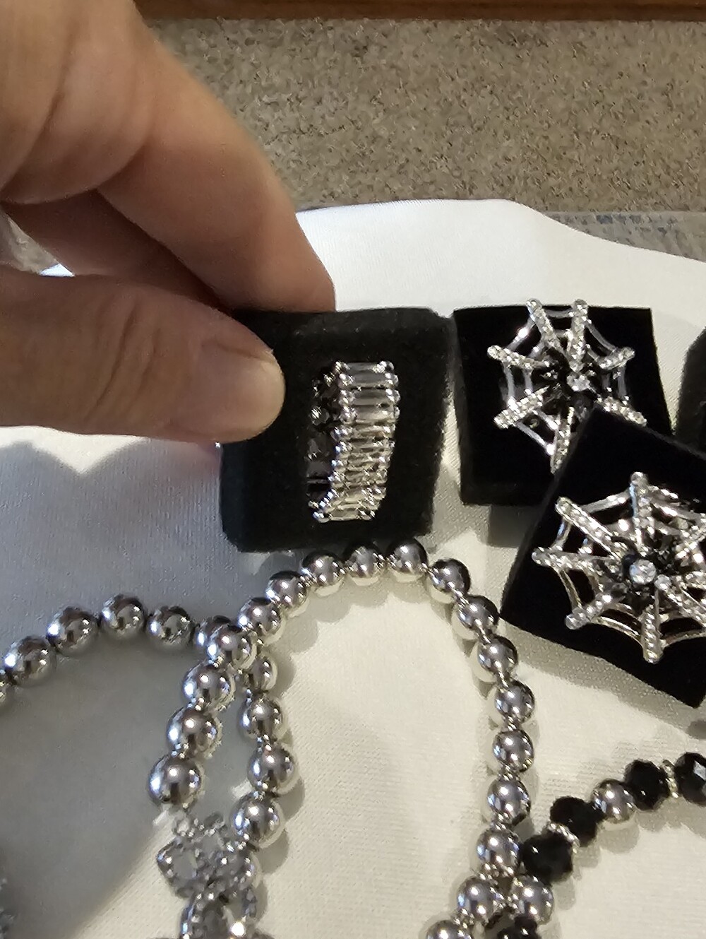 Halloween Kids Bracelet & Charm Set - Orange, Black, White - Picture 5 of 6